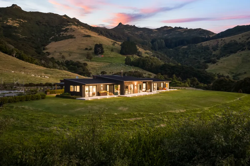 A Private World Above Akaroa
