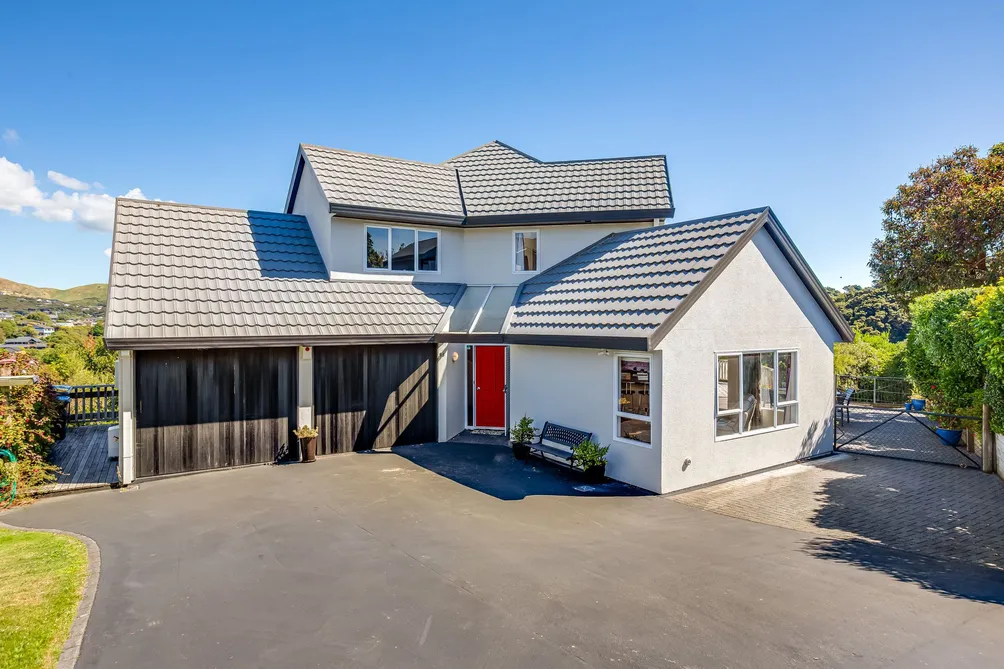 Sun, Privacy and Room for All
