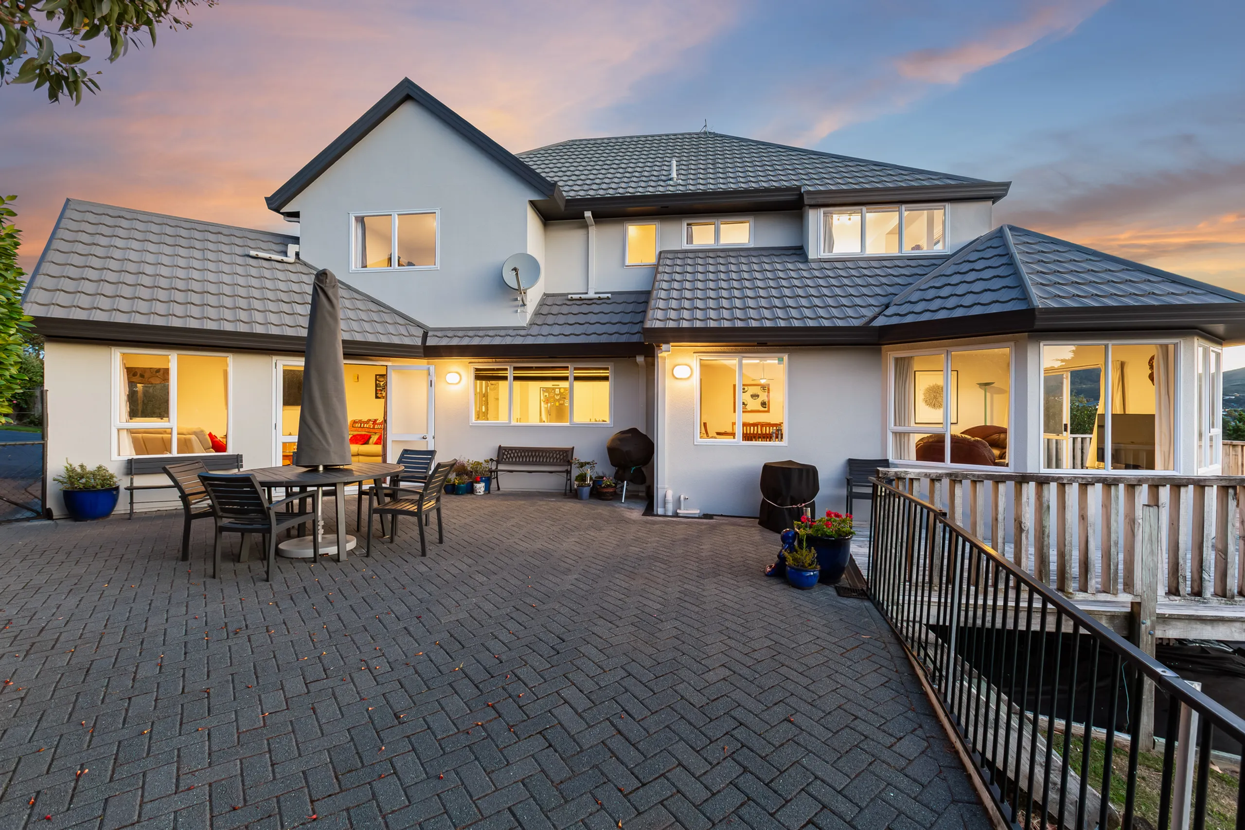 56 Molyneux Close, Whitby, Porirua City