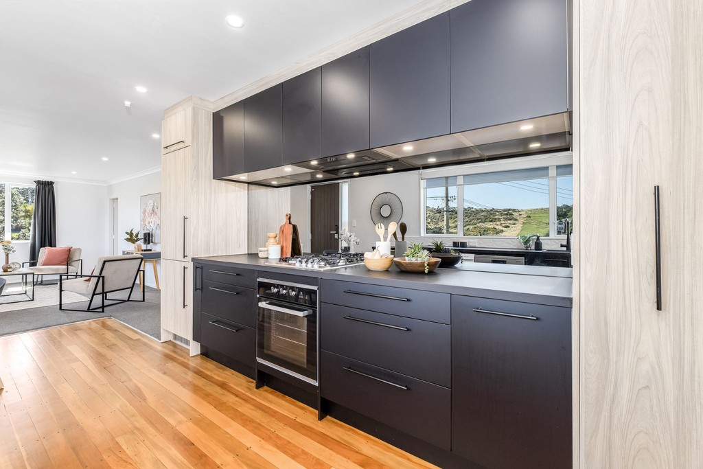 Price Reduction!  - Vendor wants a SOLD Sign!