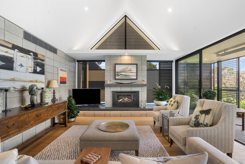 Architectural Air Meets Coastal Calm