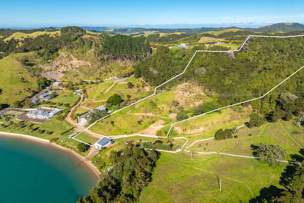 Coastal Land - PIKAU Bay an Aquatic Wonderland