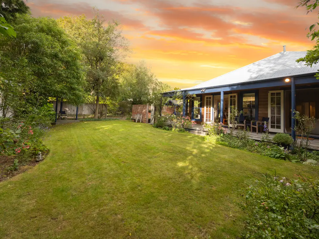 313 Albert street skys-6