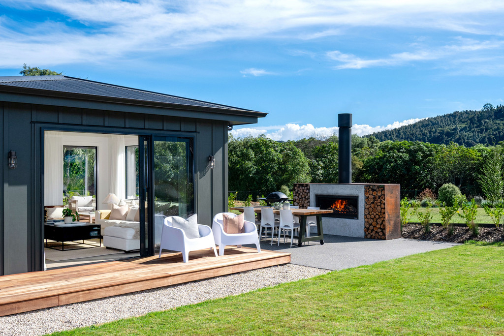 A Private Haven of Sun, Style and Serenity