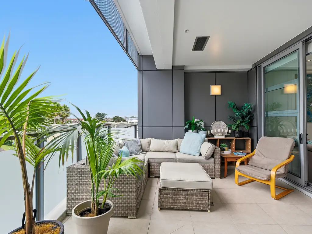 023_Open2view_ID605534-108_16_Huron_Street