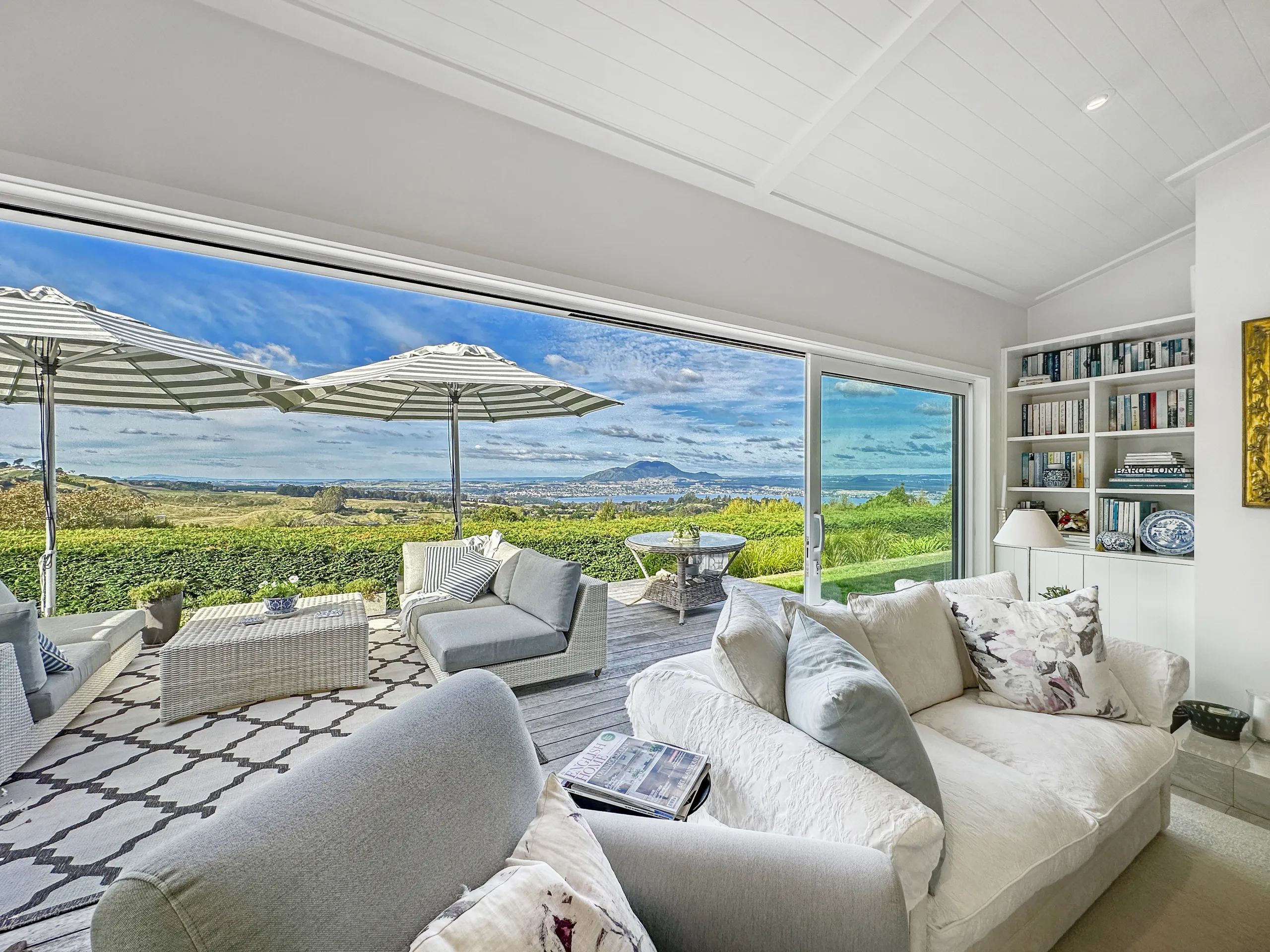 97 Highland Drive, Acacia Bay, Taupo