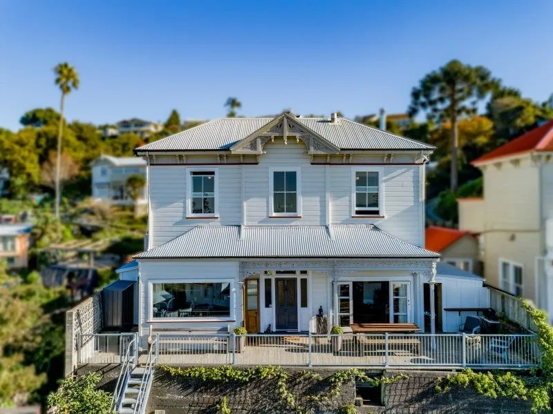 Timeless Elegance with Spectacular Sea Views