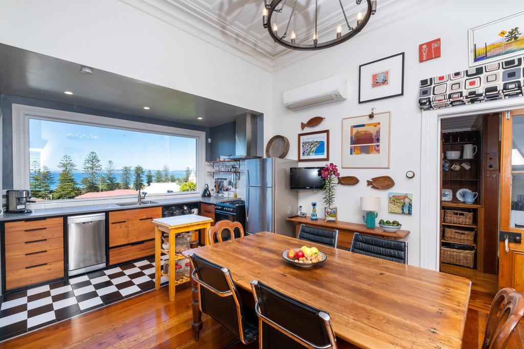 Timeless Elegance with Spectacular Sea Views