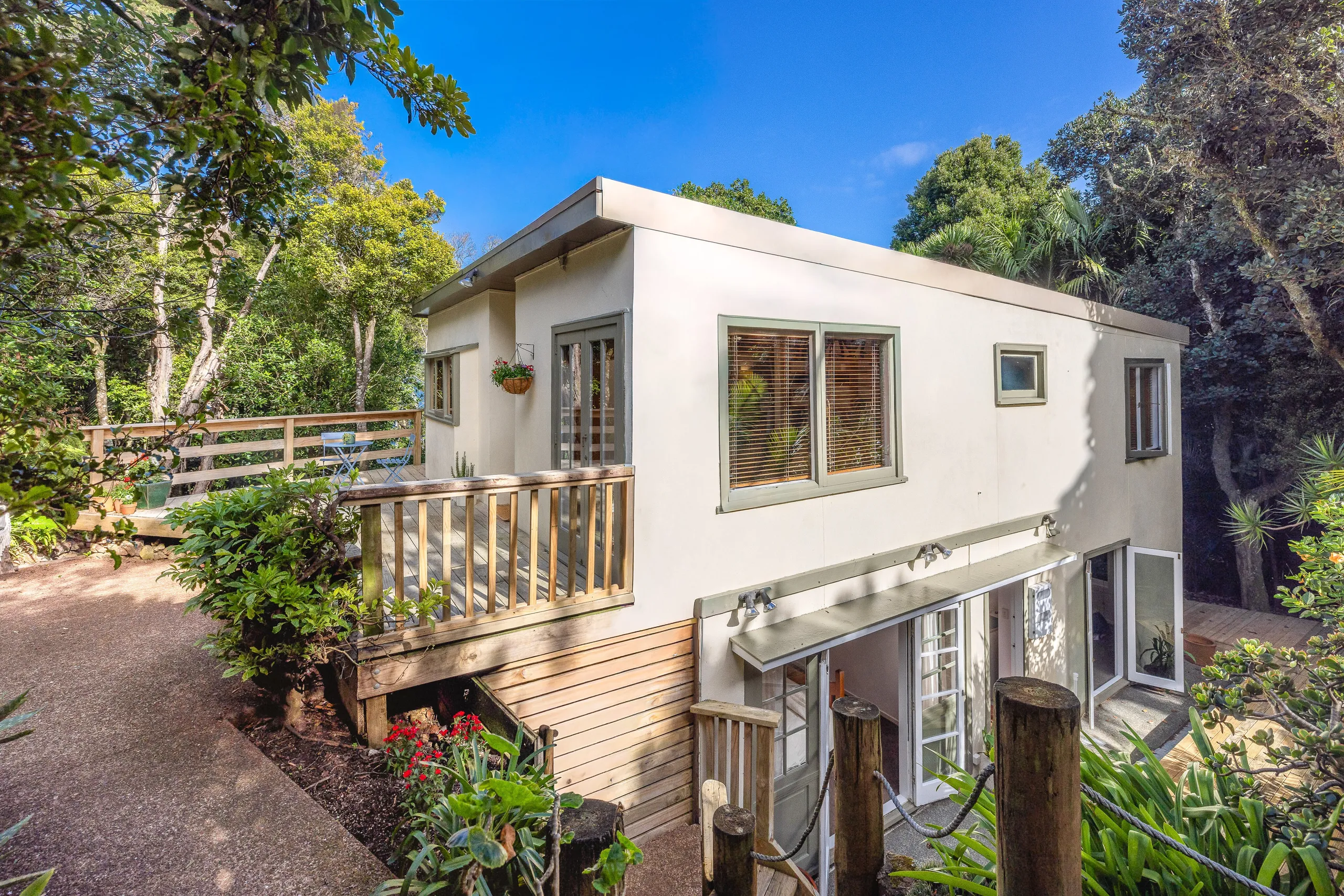 35 Hekerua Road, Oneroa, Waiheke Island