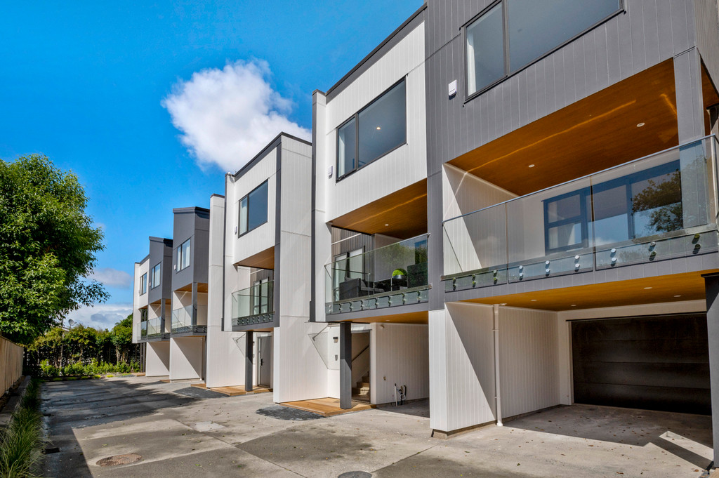 Brand New 4-Bedroom Living in the Heart of Mt Eden