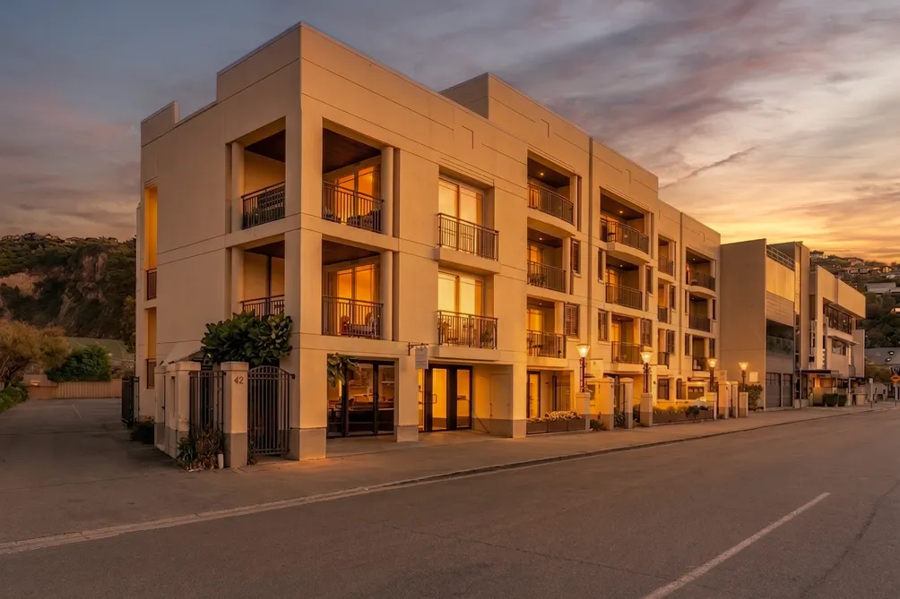 Sea Views, Sun and a Clear Instruction to Sell