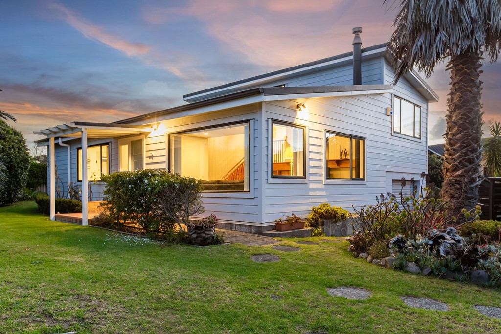 Elegant Coastal Living, Endless Possibility