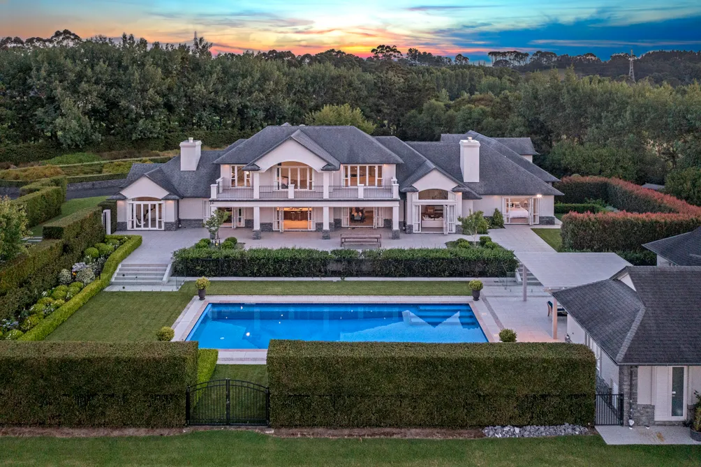 Goldflats Lane Estate Resort-Style Luxury