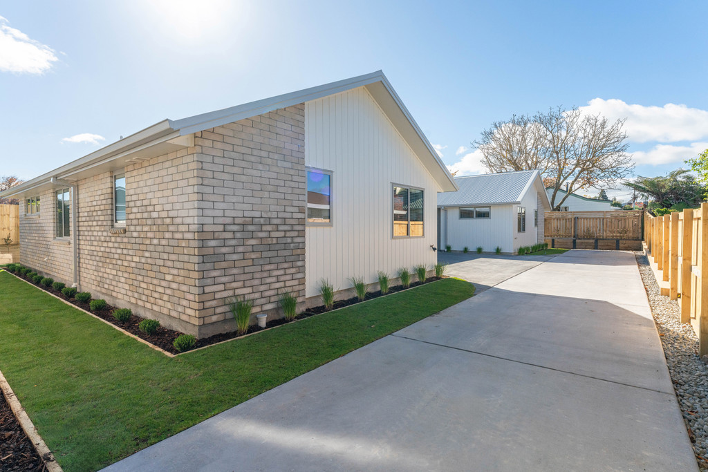 Secure This New Build Today Premium Location, Motivated Vendors