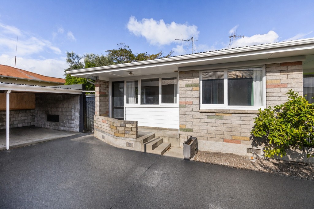 Priced to Sell - Freehold Opportunity!