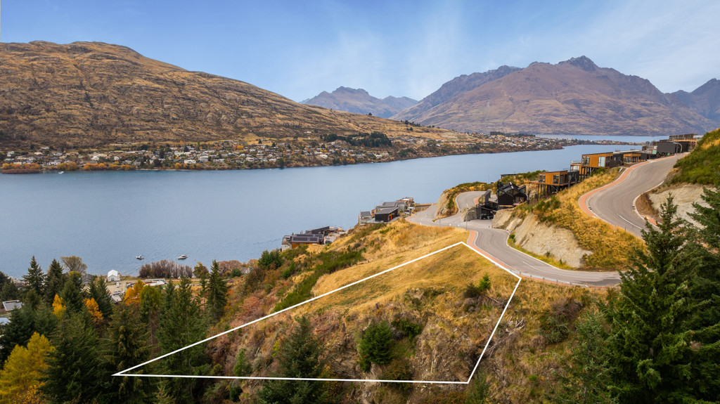 Unit Capable Site with Remarkable Views
