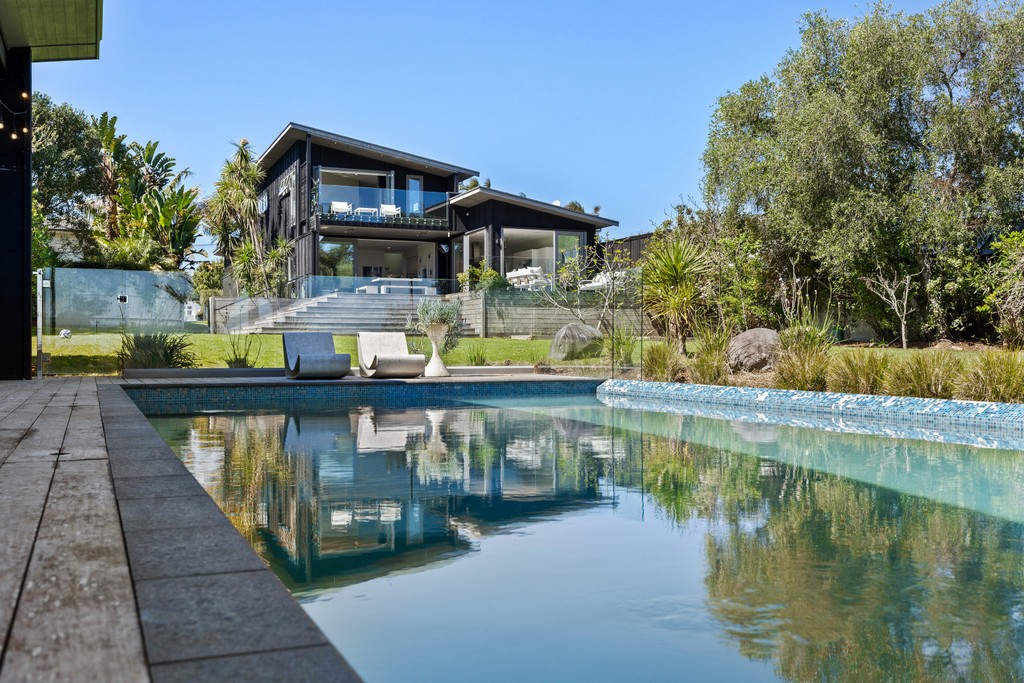 A Truly Extraordinary Waterfront Opportunity