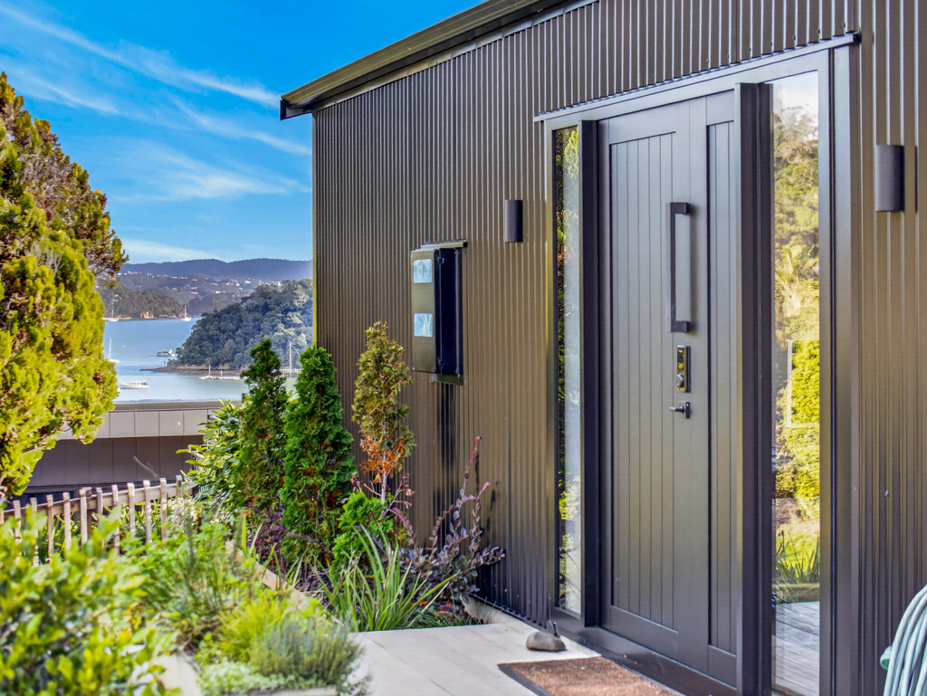 Modern and majestic overlooking Matauwhi Bay