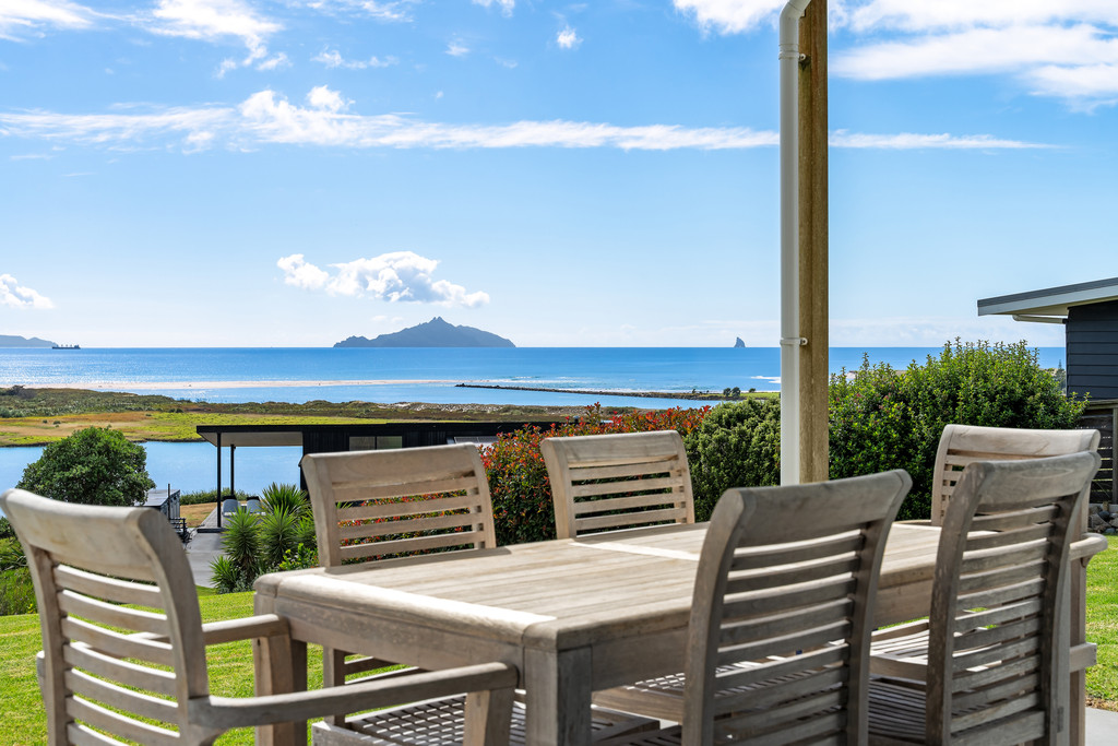 Spectacular Views, Effortless Living