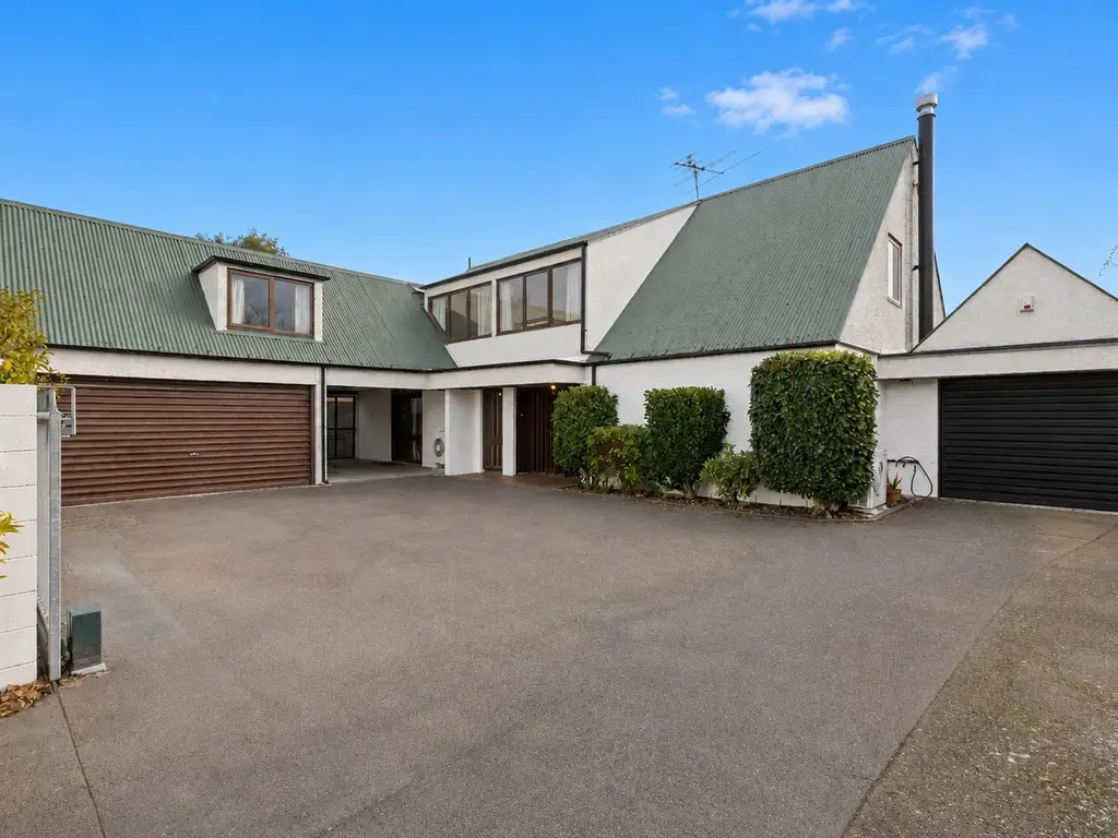 31 A INNES - 3