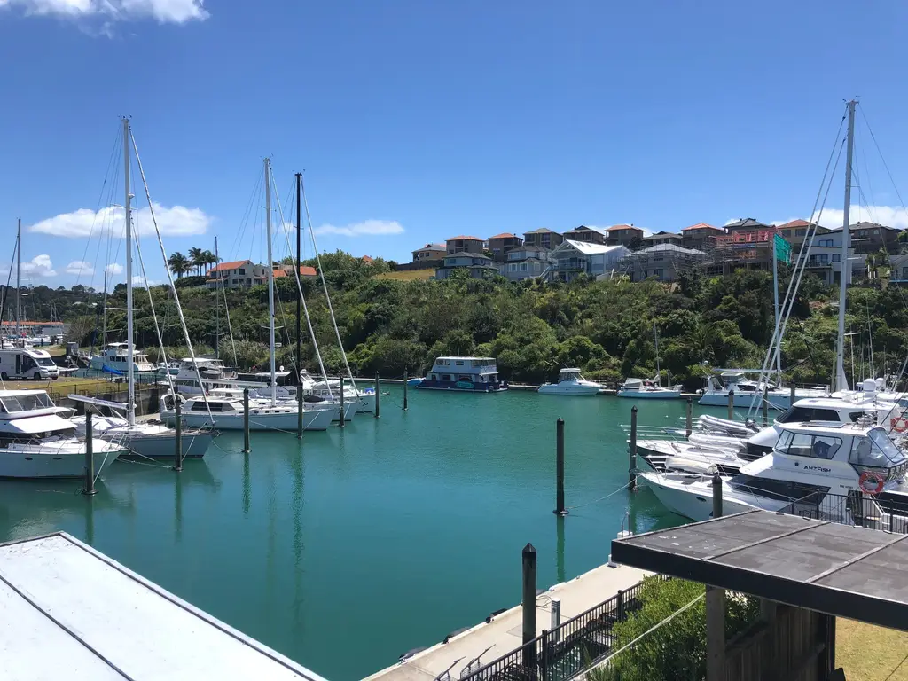 Fairway Bay