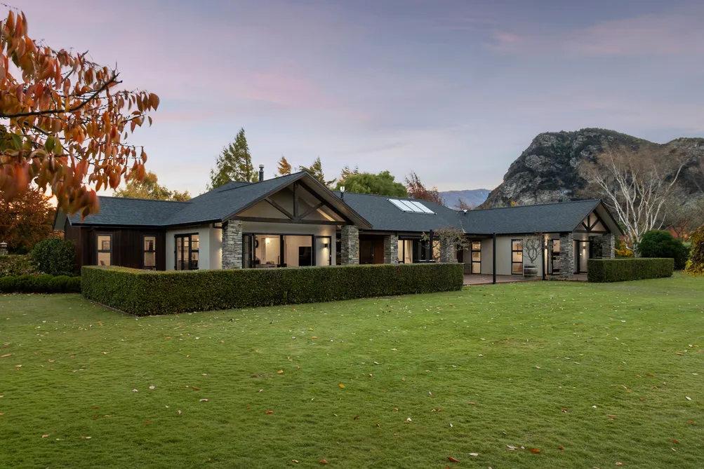 Spacious Elegance & Exceptional Lifestyle Appeal