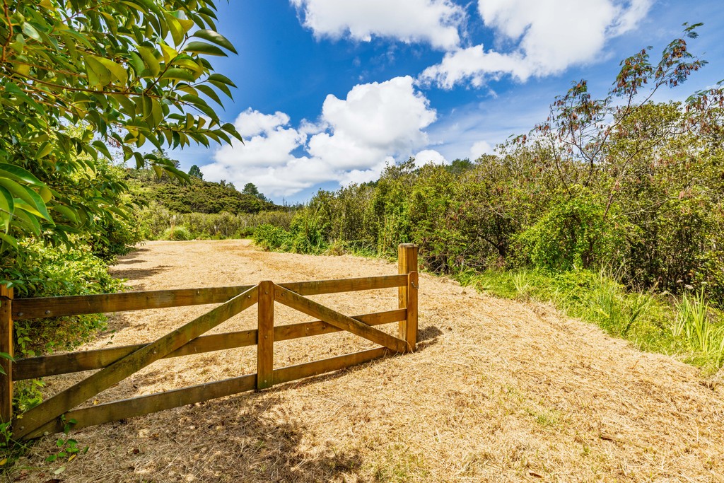 Motivated Vendor: 1.9 ha Riparian Rights