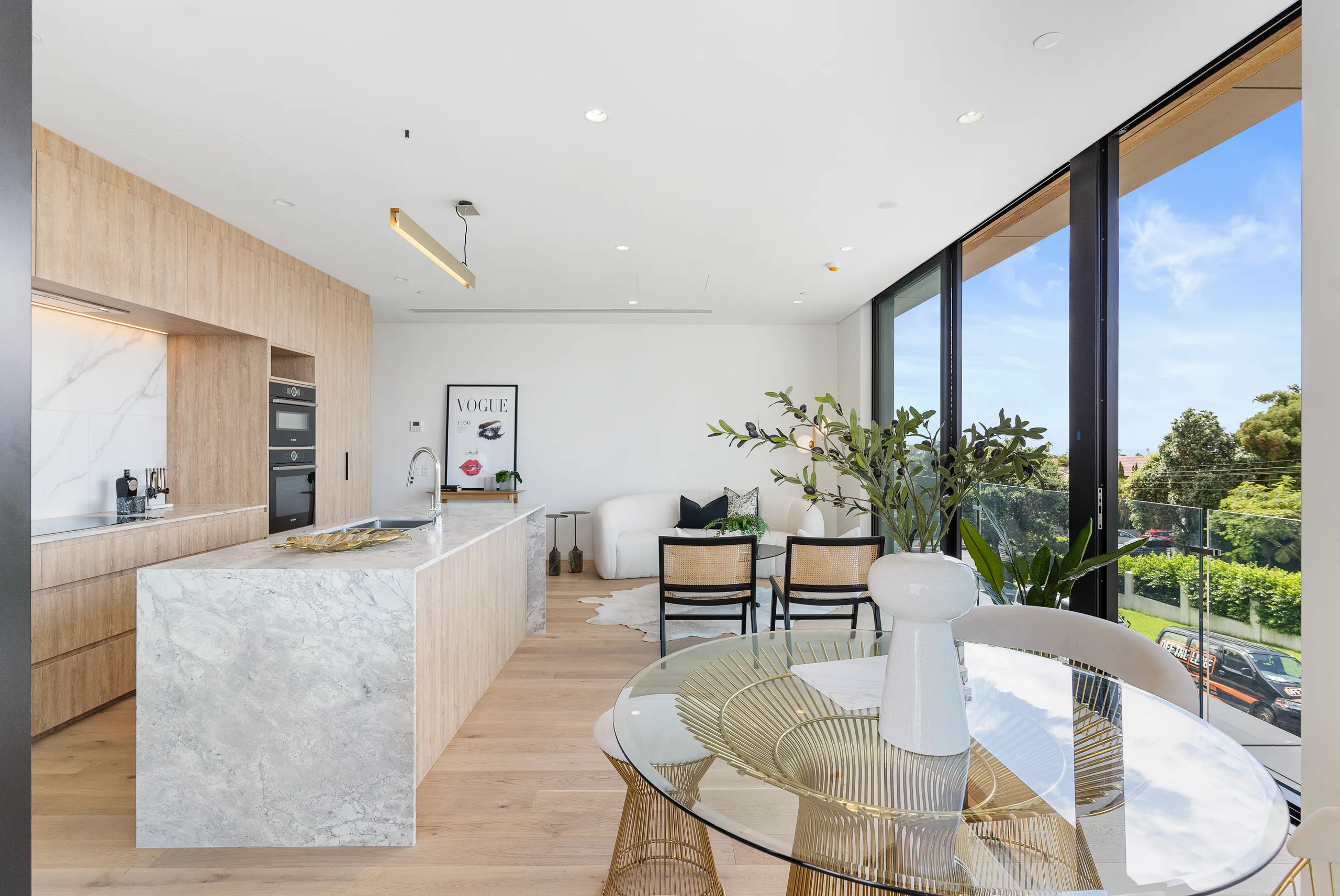 304/110 Kitchener Road, Milford, North Shore City