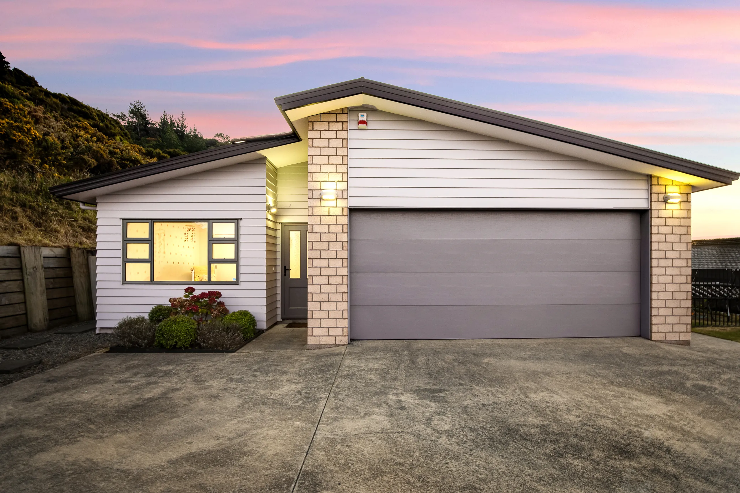 14 Gennaker Lane, Whitby, Porirua City