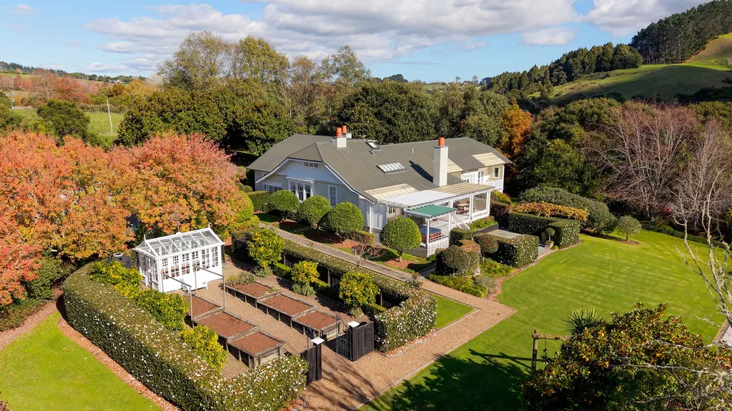 Exceptional Lifestyle for Auction - Act Swiftly