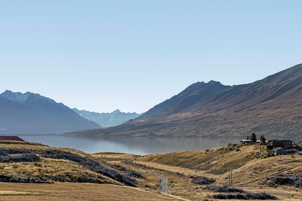 The Crown Jewel of Lake Ōhau