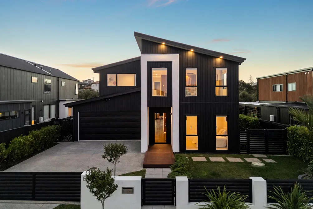 Generous proportions, Exceptional flexibility.