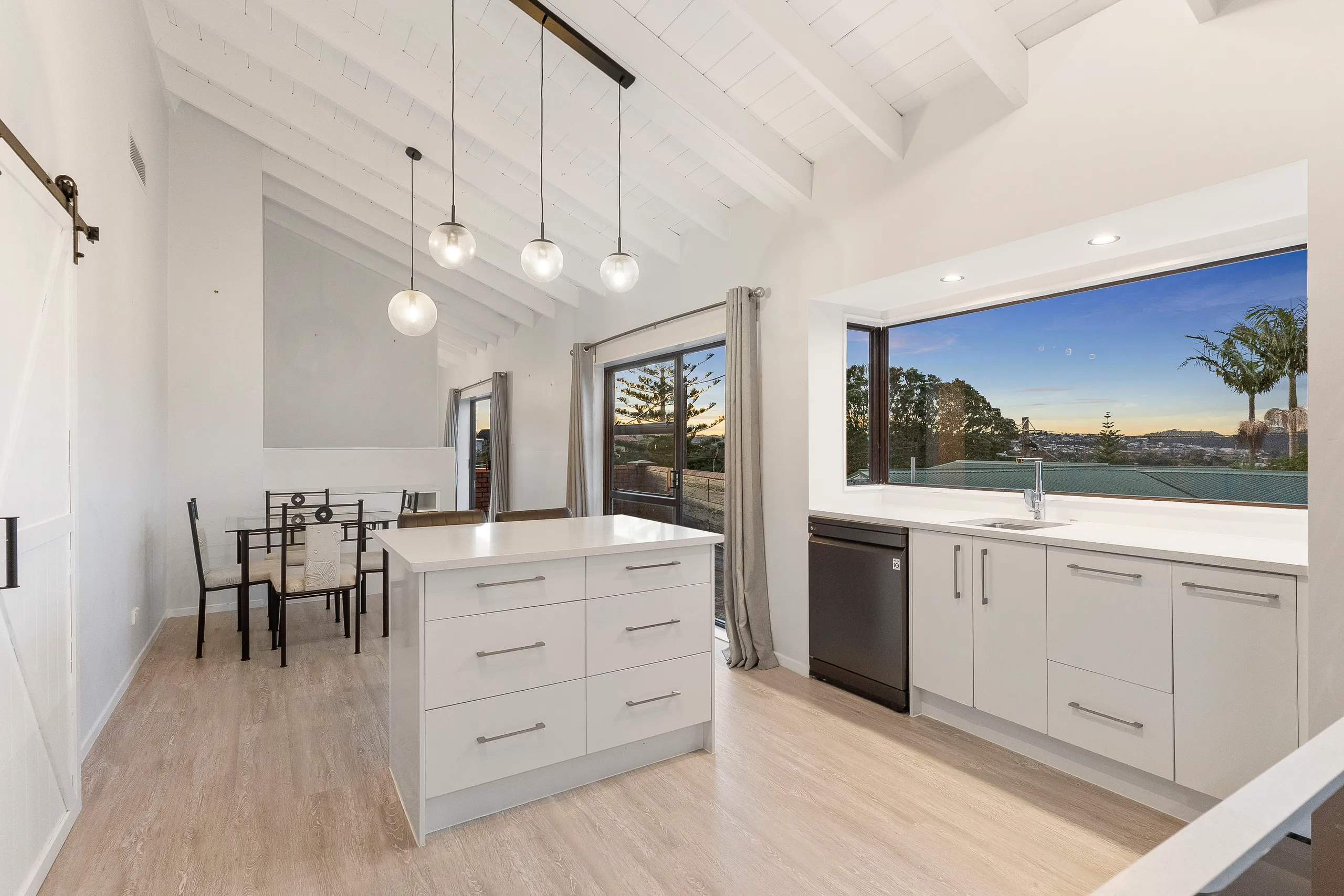 9 Pohutukawa Avenue, Red Beach, Rodney