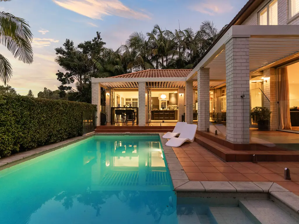 46E Eastbourne Road - Pool Edit