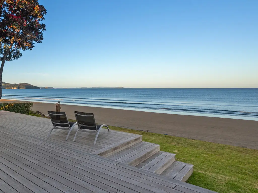 007_Open2view_ID585590-305_Hibiscus_Coast_HighwayEdit