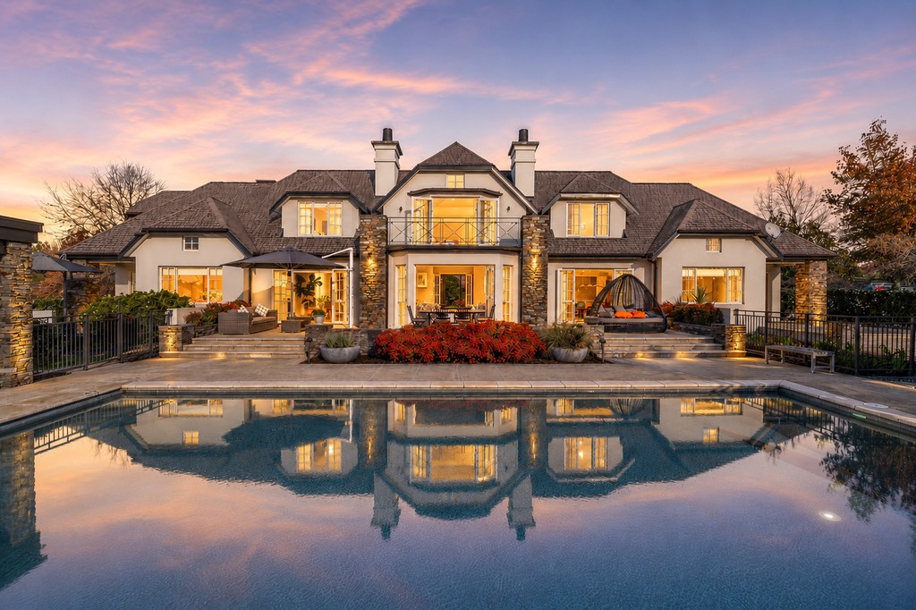Whitford Estate of Scale, Substance and Prestige