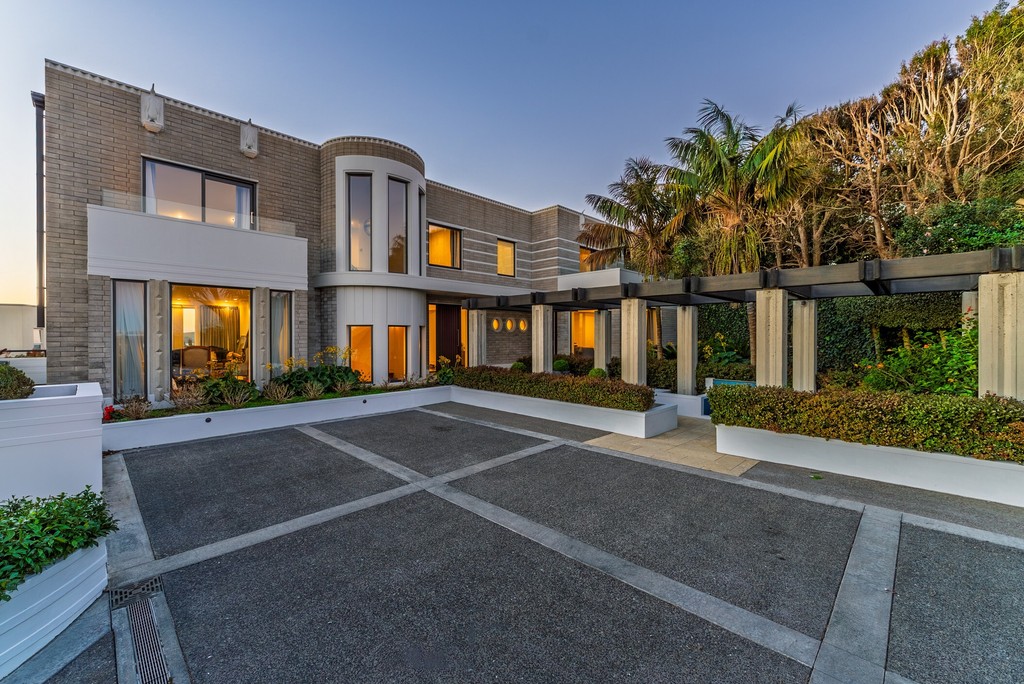 The Concrete Penguin House