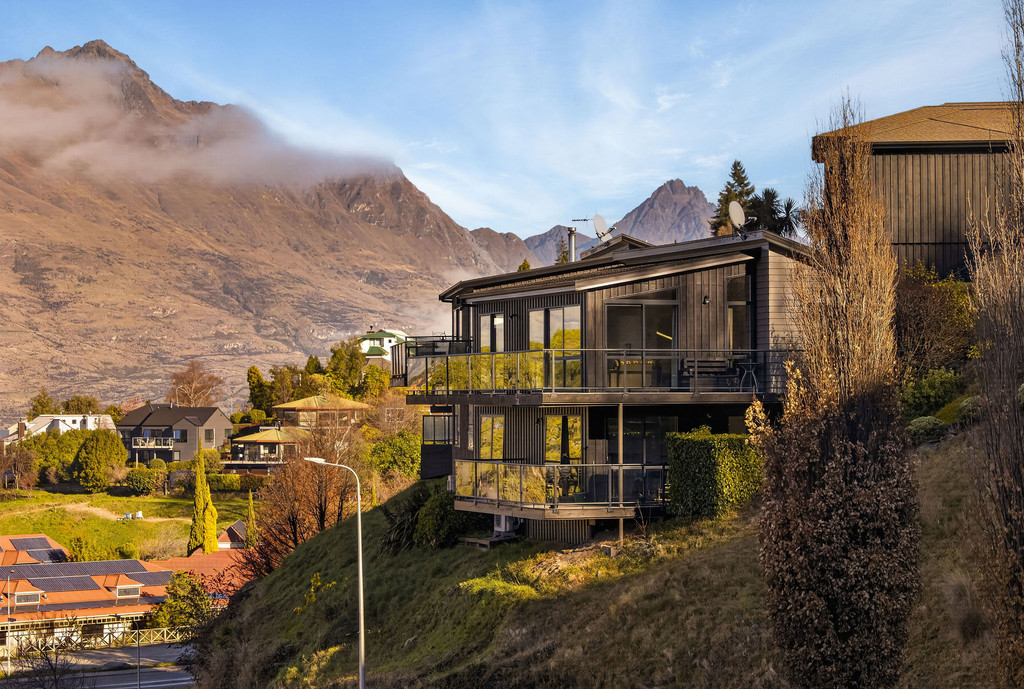 Elevated Living with Iconic Queenstown Views