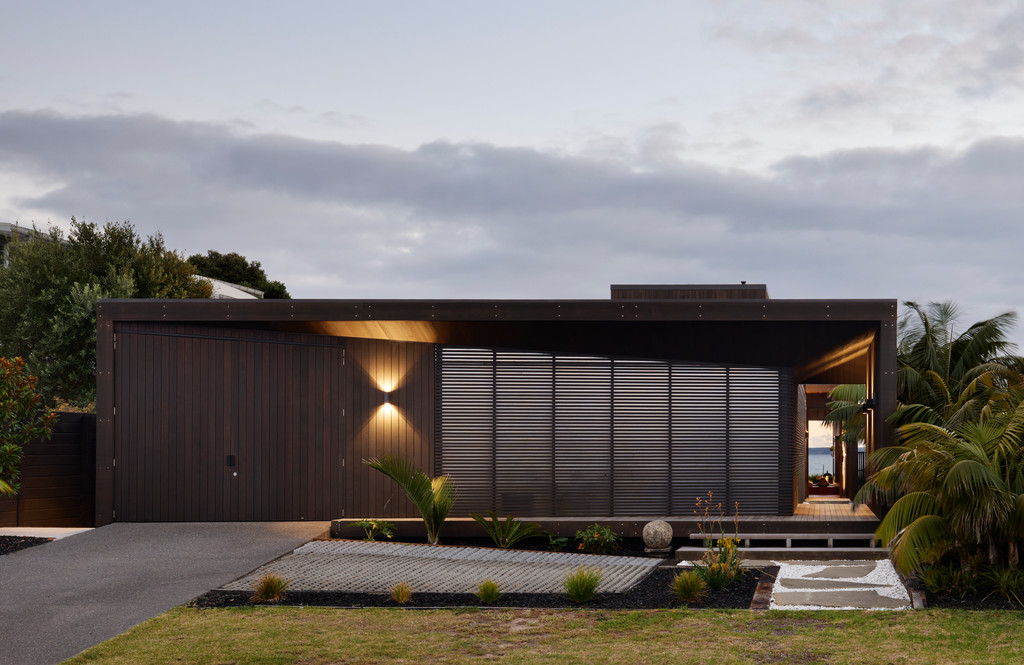 Coastal Masterpiece - Papamoa's finest