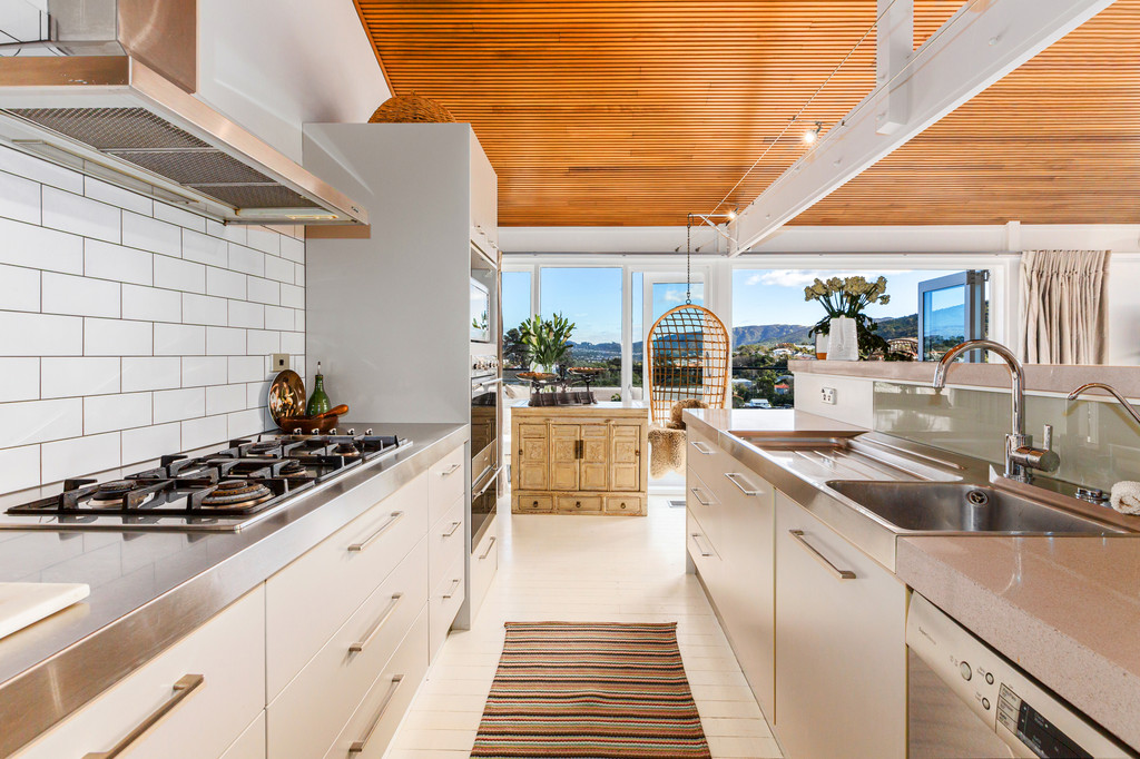 Architectural Living, Exceptional Sun