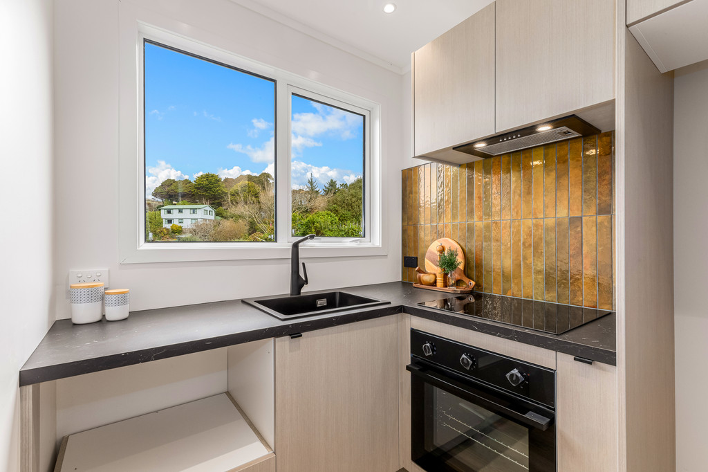 Fully Renovated, Cute and Cosy!