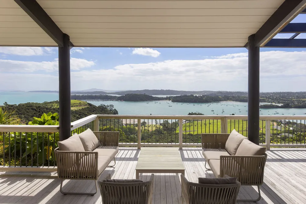 Te Whau Lodge - An Island Landmark