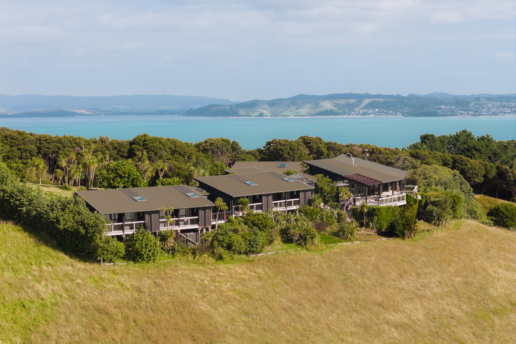 Te Whau Lodge - An Island Landmark
