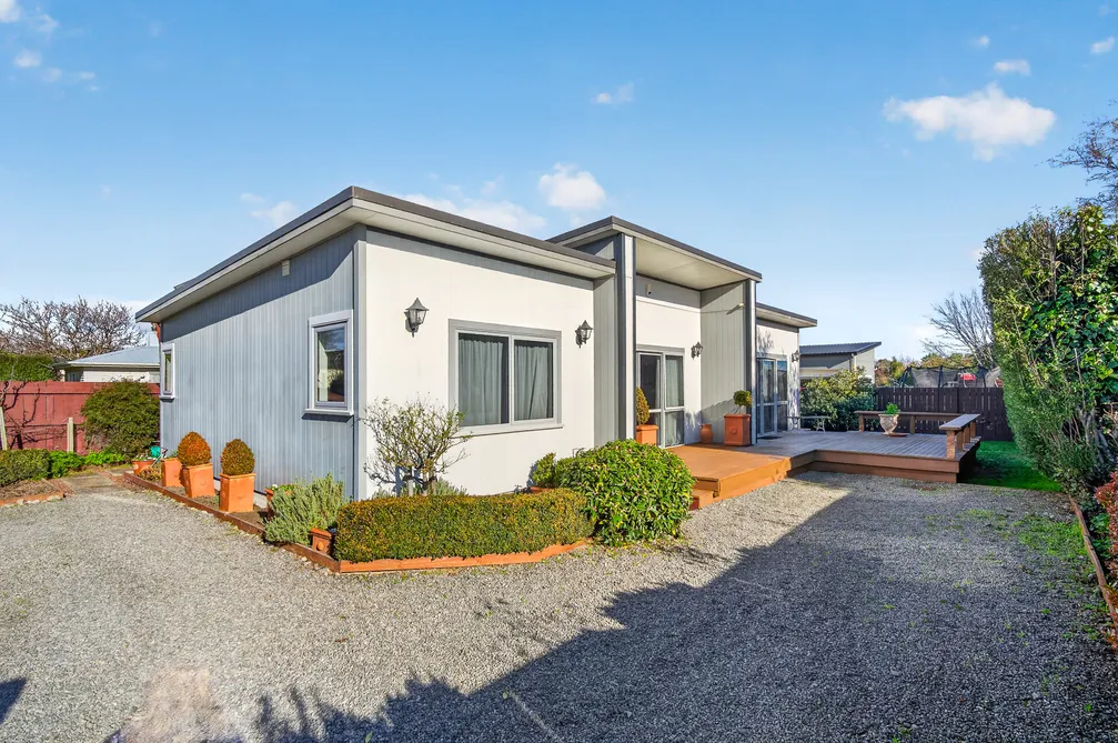 Modern, Central & Effortless Living