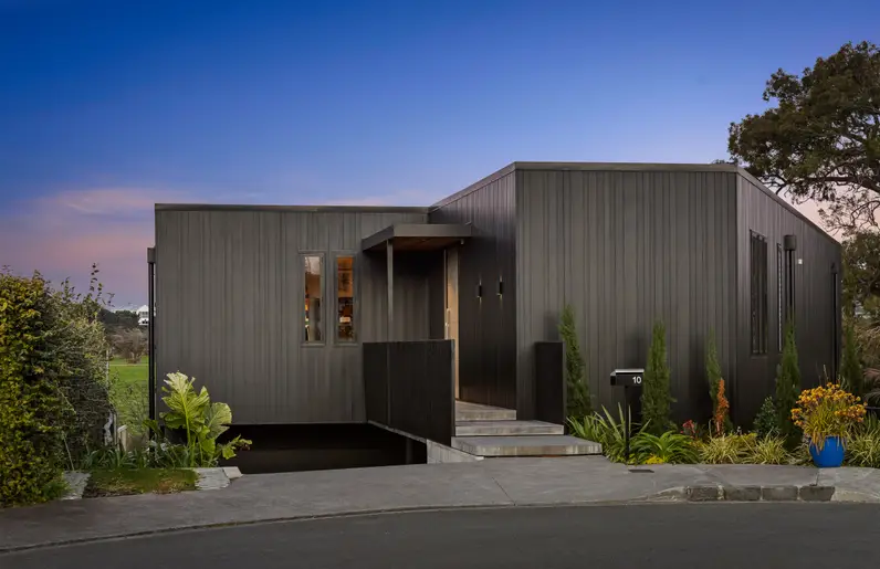 10 Lister Street, Pt Chevalier-46 Front of house wide Dusk