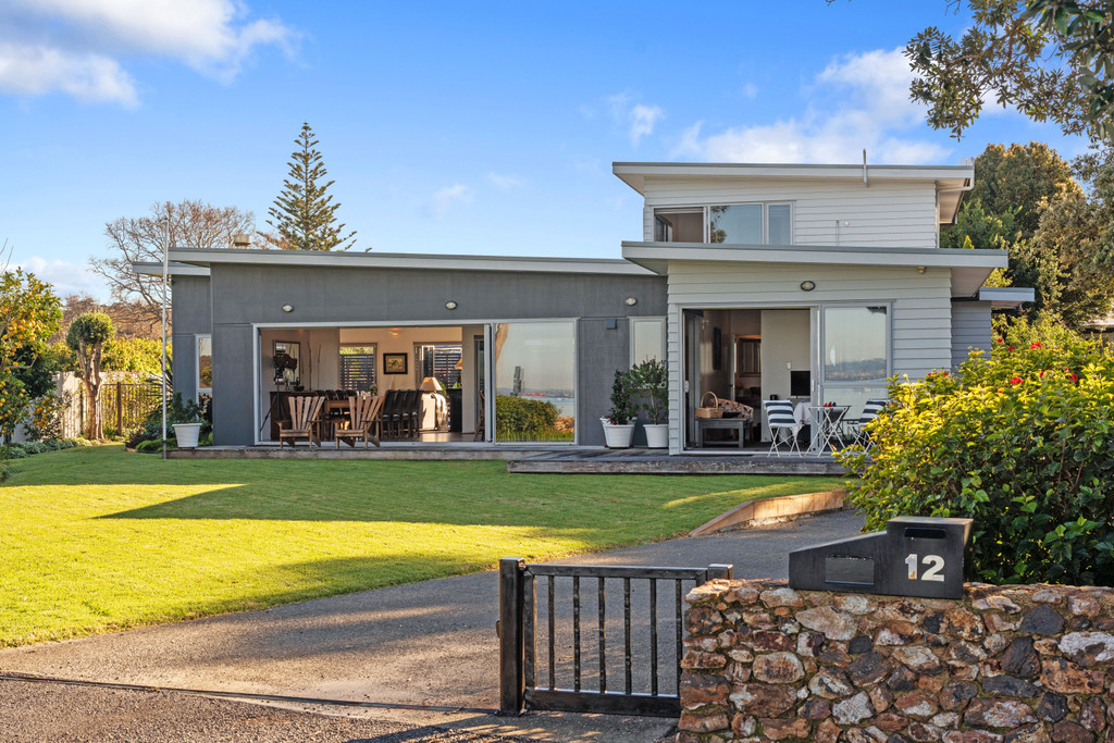 Refined Waterfront Living