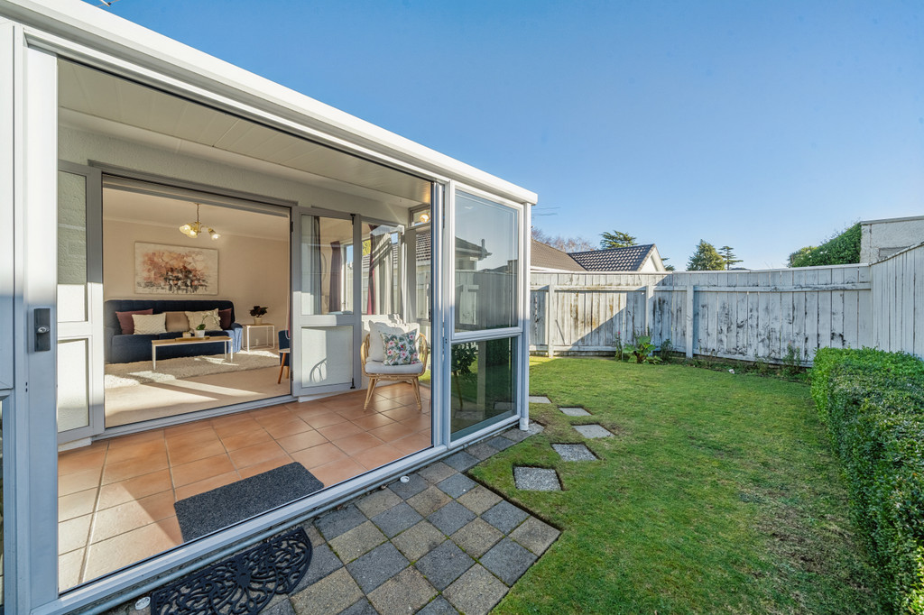 Easy-Care Living, Central Convenience