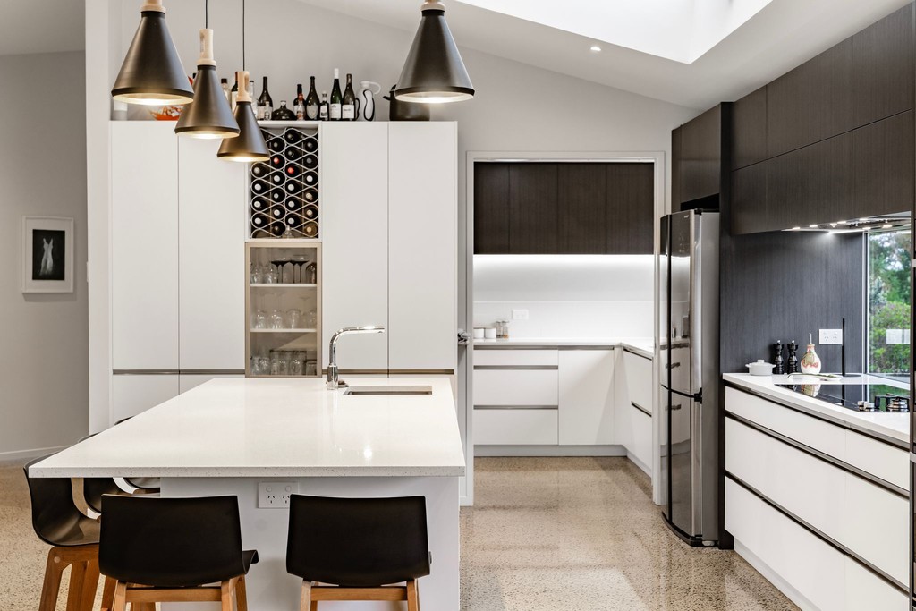 Bespoke in Design, Home and Income Retreat