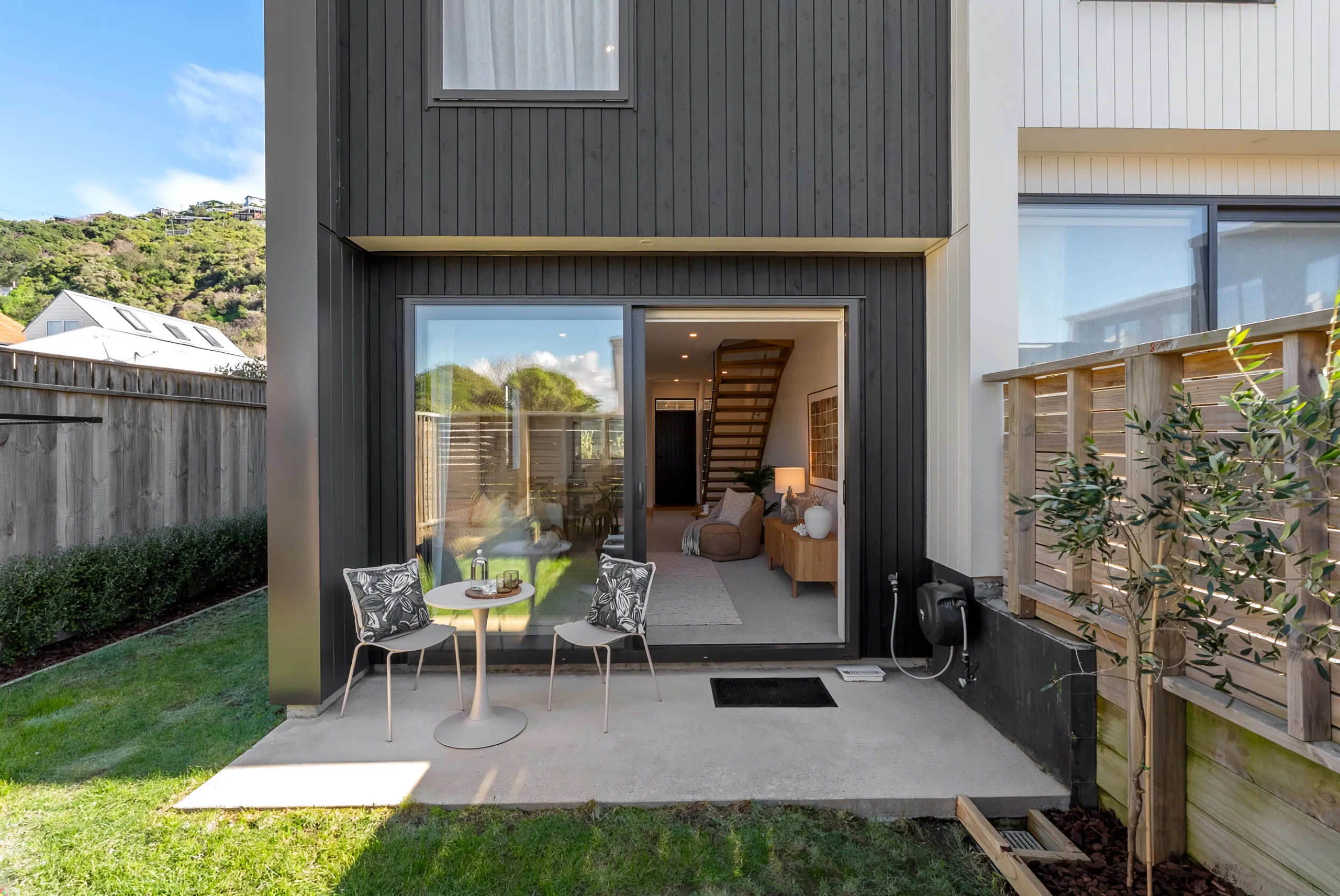 U20/166 Queens Drive, Lyall Bay, Wellington City