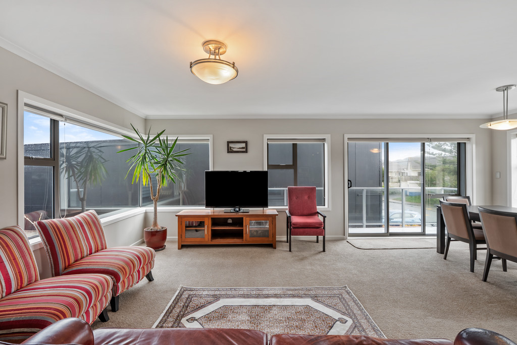 Modern Living, Minimal Maintenance on Mandalay